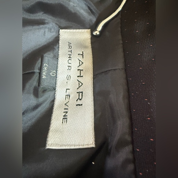 Tahari Black Blazer - Picture 3 of 3